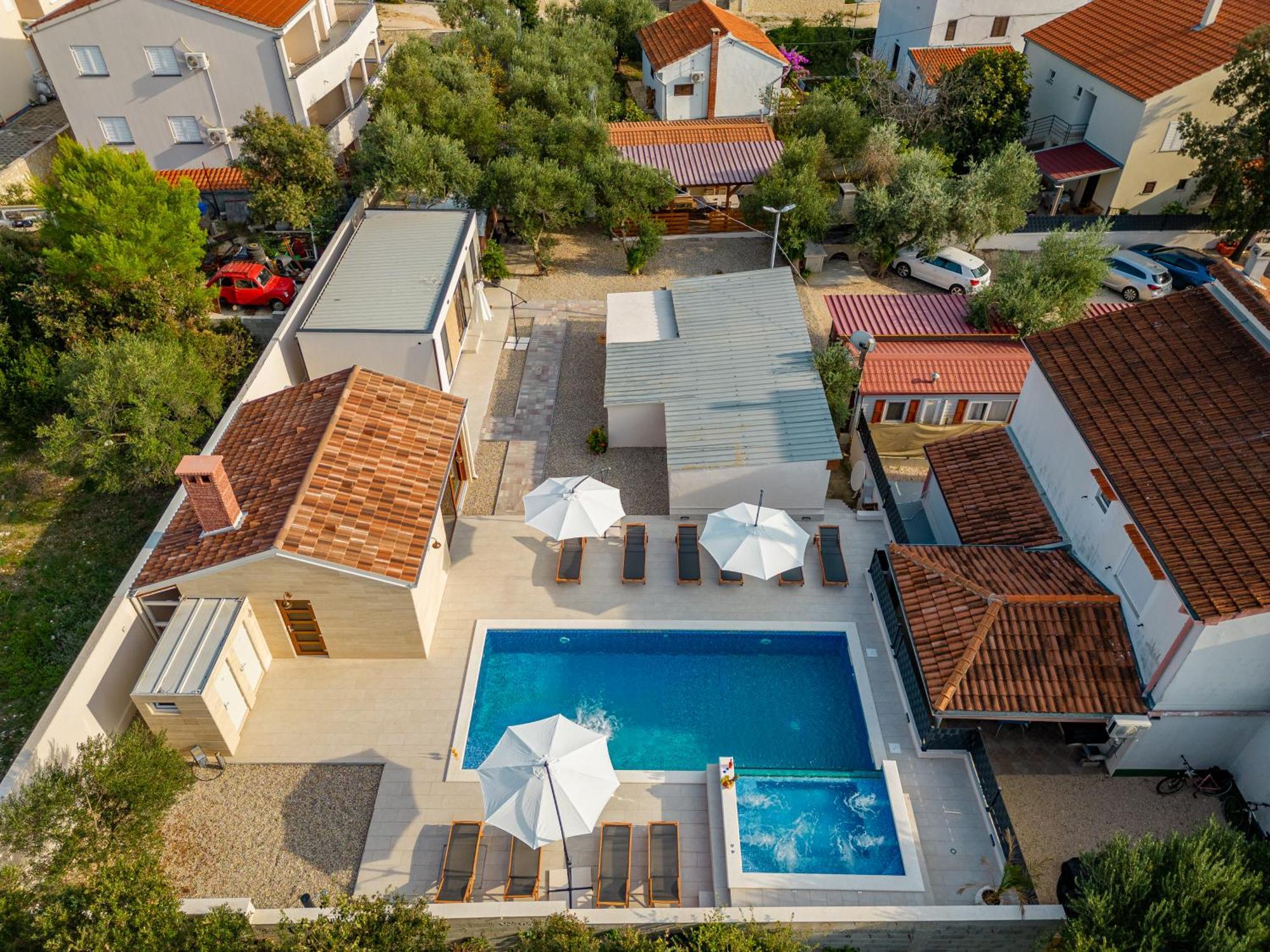 Camp Mrkva Mobile Homes With Pool Sukošan Exterior foto